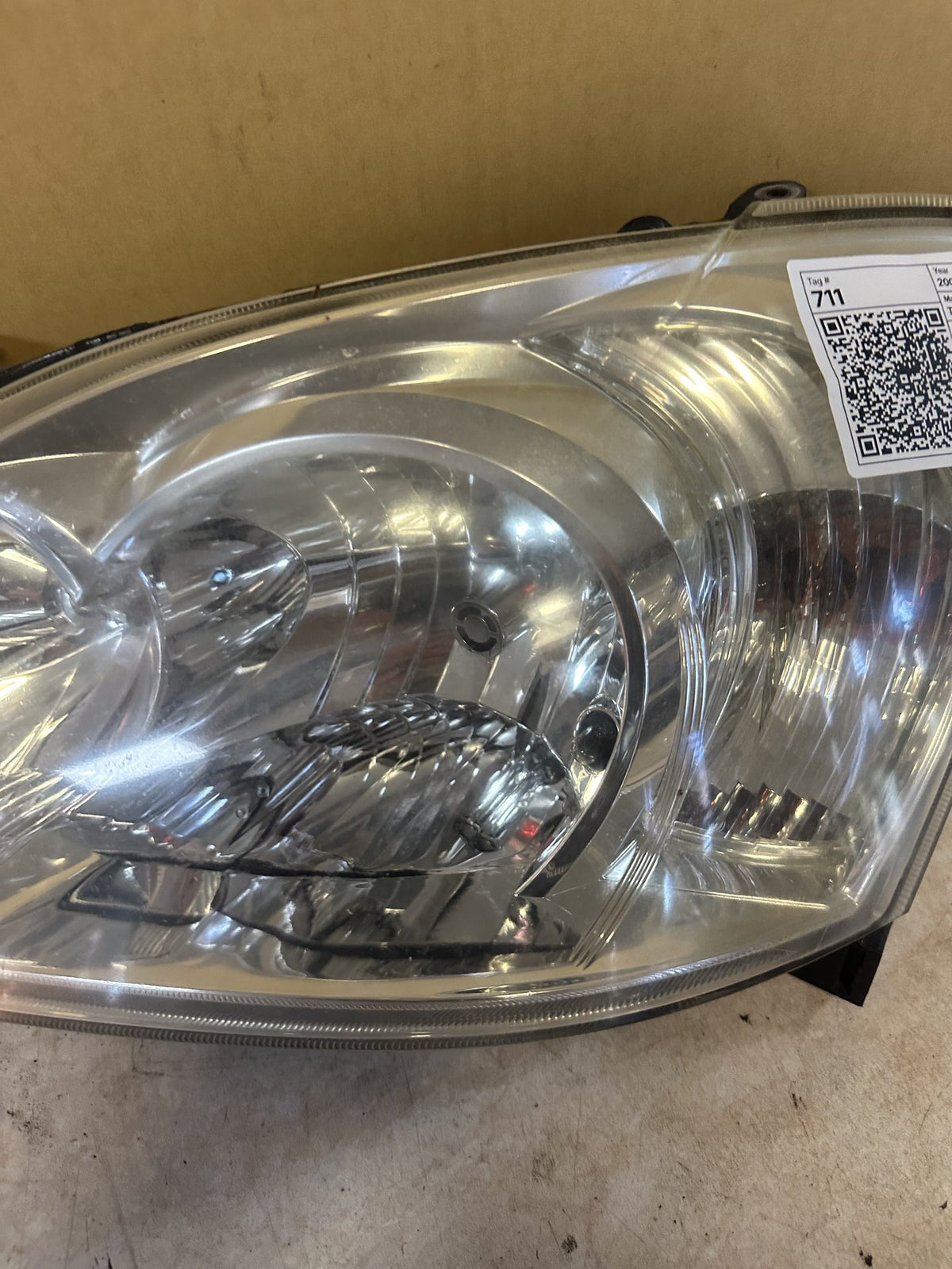 2004 Toyota Corolla Corolla Hatchback Left Headlight