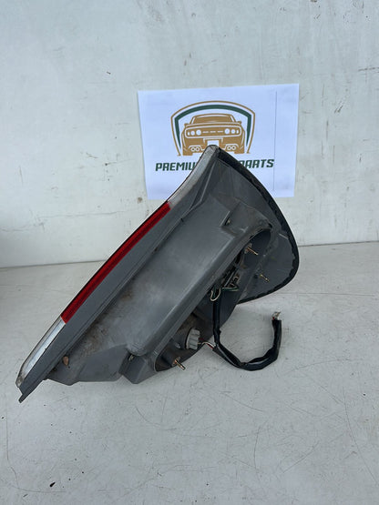 2005 Toyota Camry Sedan Left Taillight