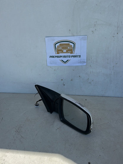 2013 Kia Sorento XM Station Wagon Right Door Mirror