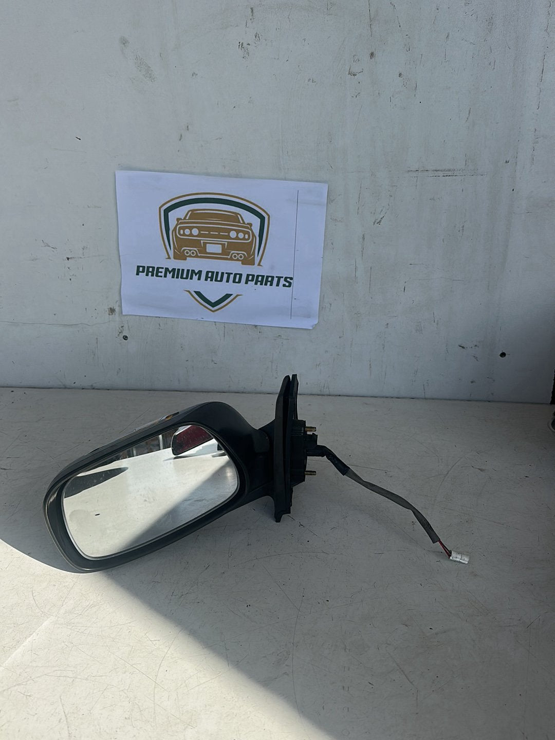 2004 Toyota Corolla E120 Hatchback Left Door Mirror
