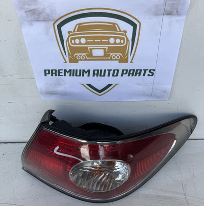 2003   Right Taillight