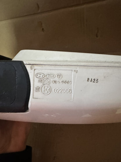 2011 Kia Carnival Carnival Station Wagon Right Door Mirror 022556
