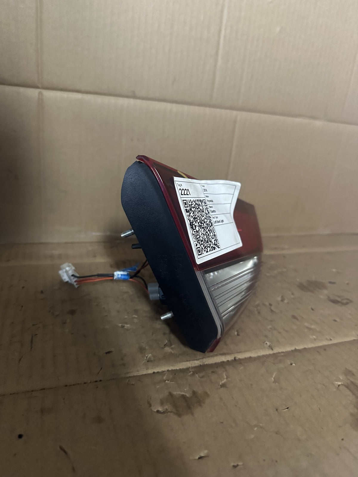 2014 Hyundai Elantra MD Sedan Left Boot Light 92404-3X2