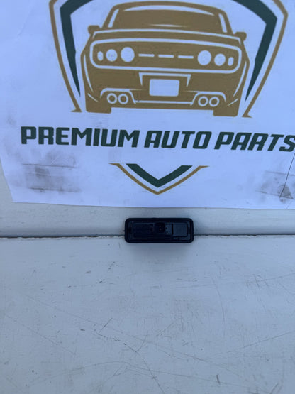 2014  GD Tailgate Handle Outer