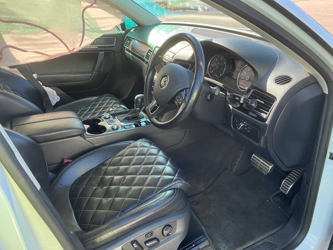 2017 Volkswagen Touareg MK2- 7P