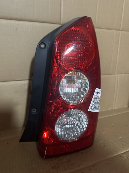 2006 Mazda Tribute - Right Taillight