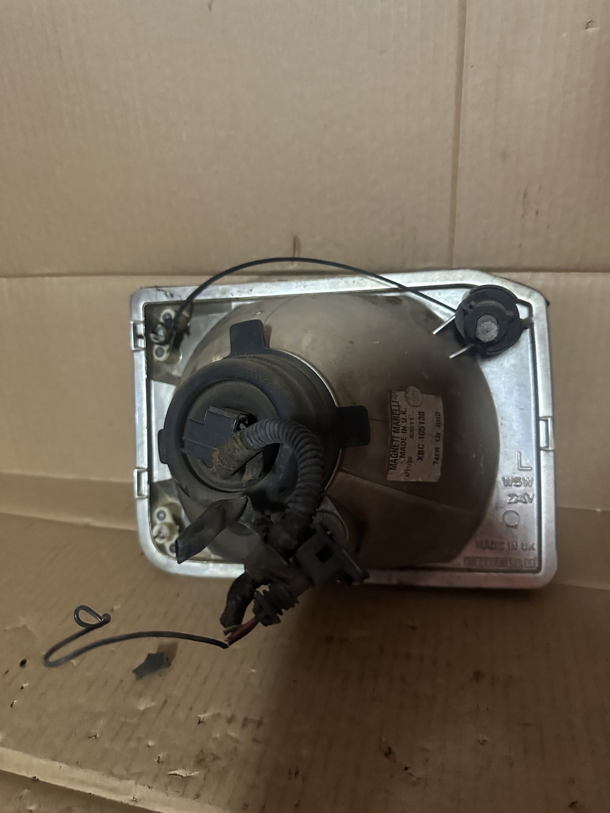 1999-2005 Land Rover Discovery II L318 SUV Left Headlight