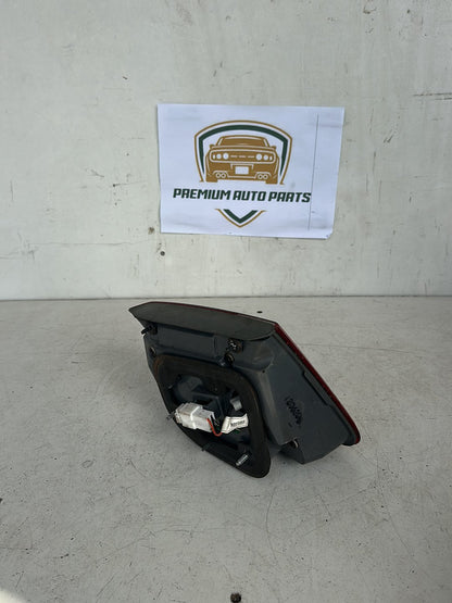 2012 Kia Sorento Station Wagon Left Bootlid Light