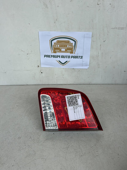2012 Kia Sorento Station Wagon Right Boot Light