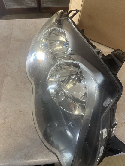 2009 Ford Falcon Right Headlight 2913005