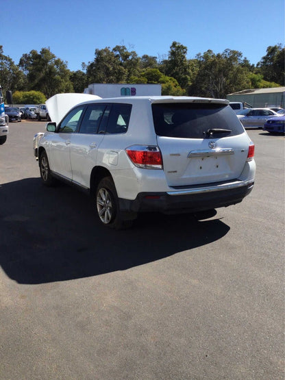 2012 Toyota Kluger U40